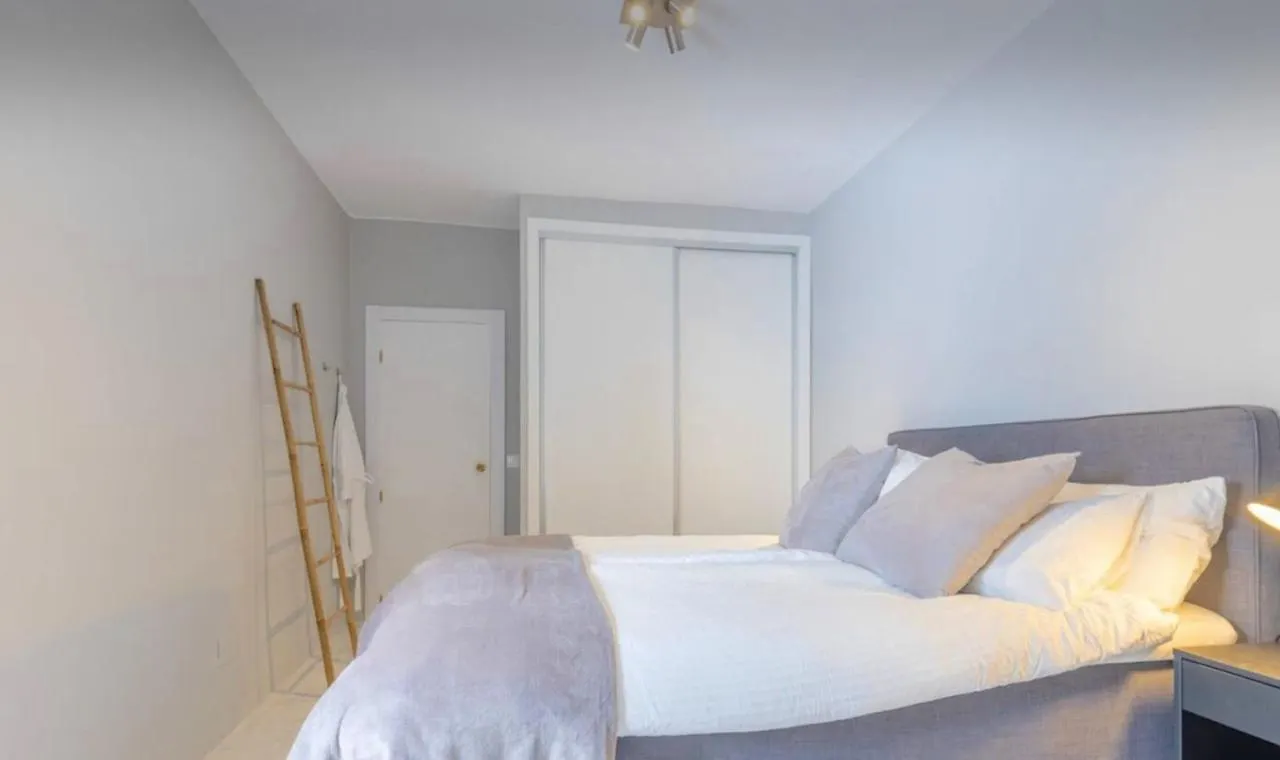 Pedregalejo Beach & City Premium 8Pax Malaga